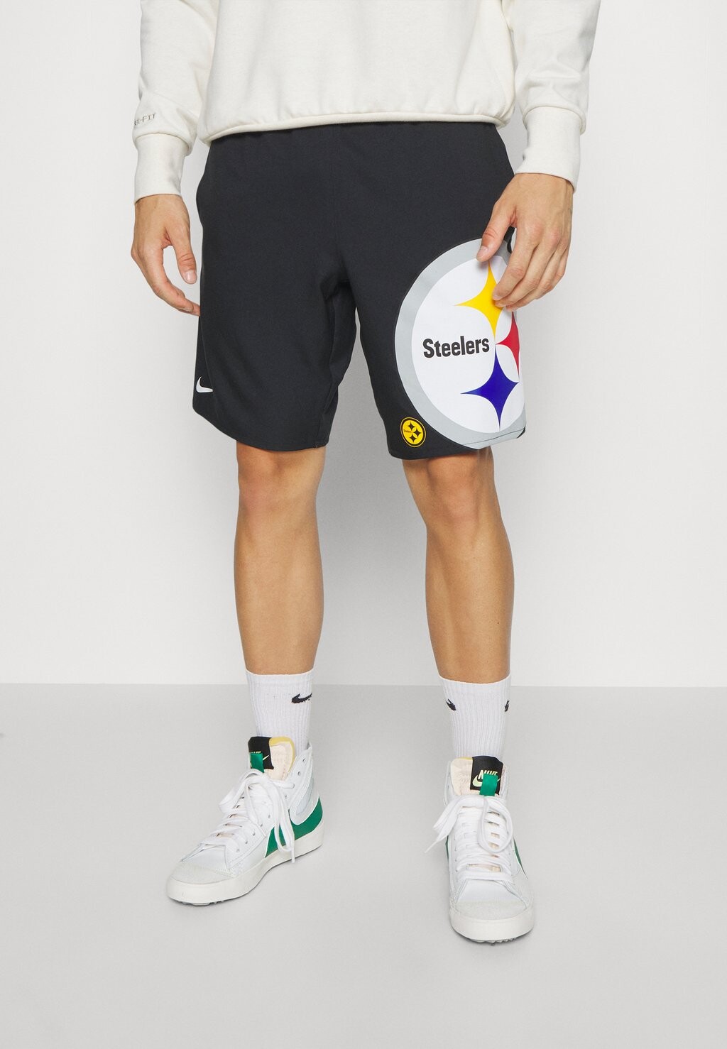 

Спортивные брюки Nike