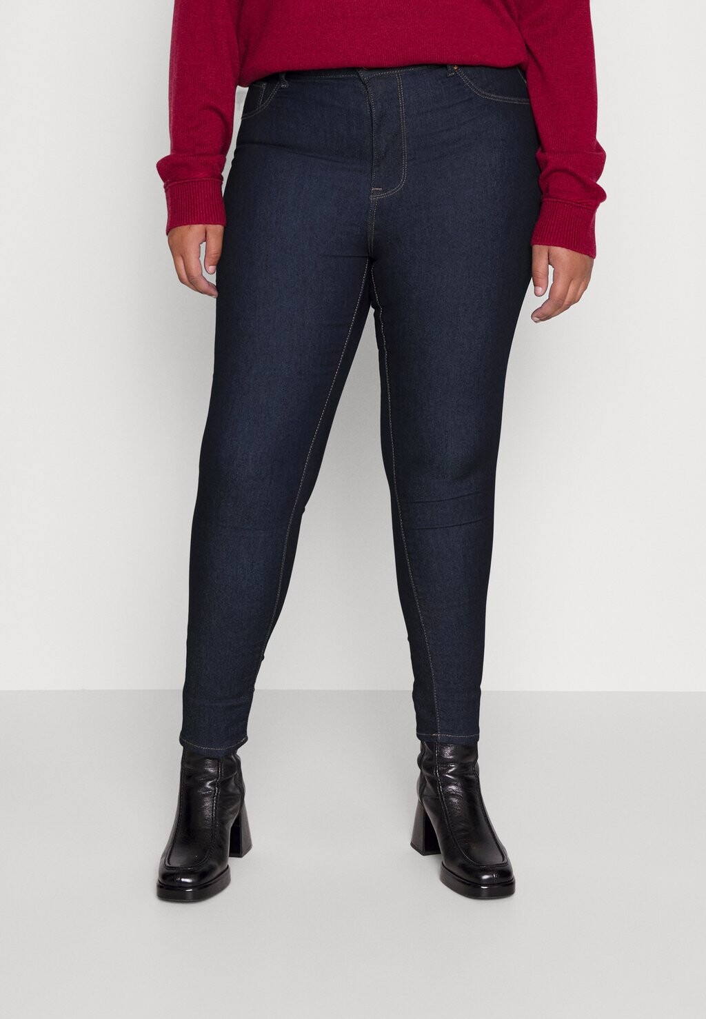 

Джинсы Skinny Fit CARMILA IRIS LANK ONLY Carmakoma, цвет dark blue denim