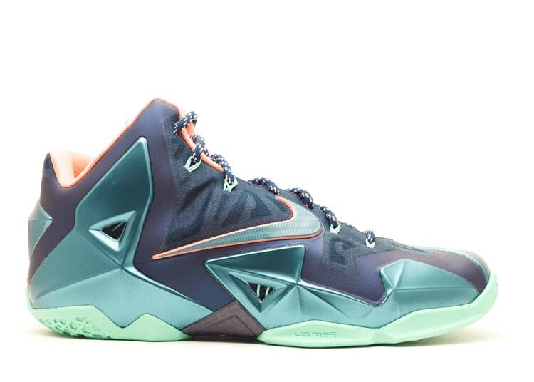 

Кроссовки Nike LEBRON 11 'MIAMI VS AKRON', синий