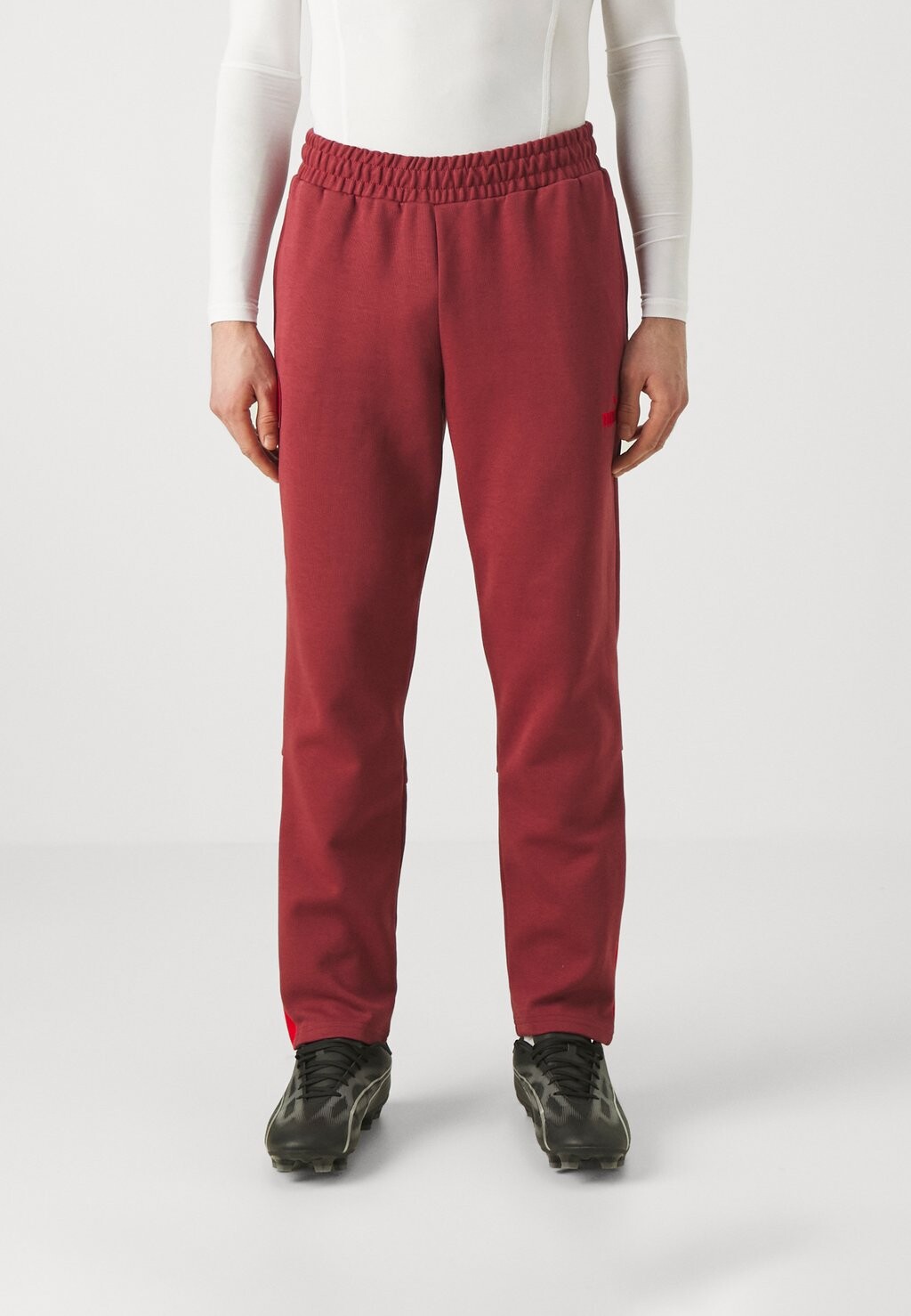 

Брюки с символикой AC MILAN FTBLARCHIVE TRACK PANTS Puma, цвет team regal red/tango red