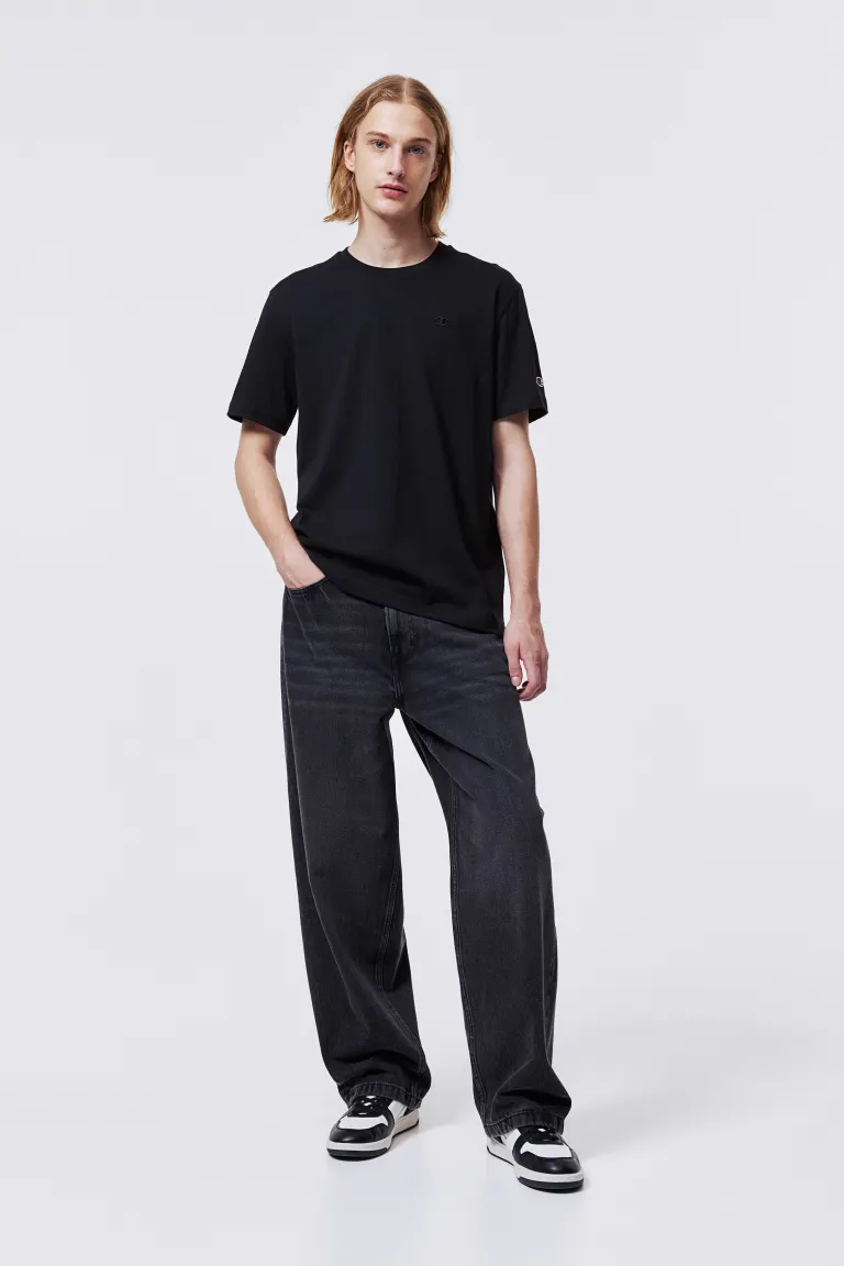 

Футболка с круглым вырезом H&M, черный