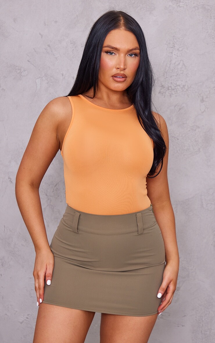 

PrettyLittleThing Оранжевый базовый облегающий боди Racer