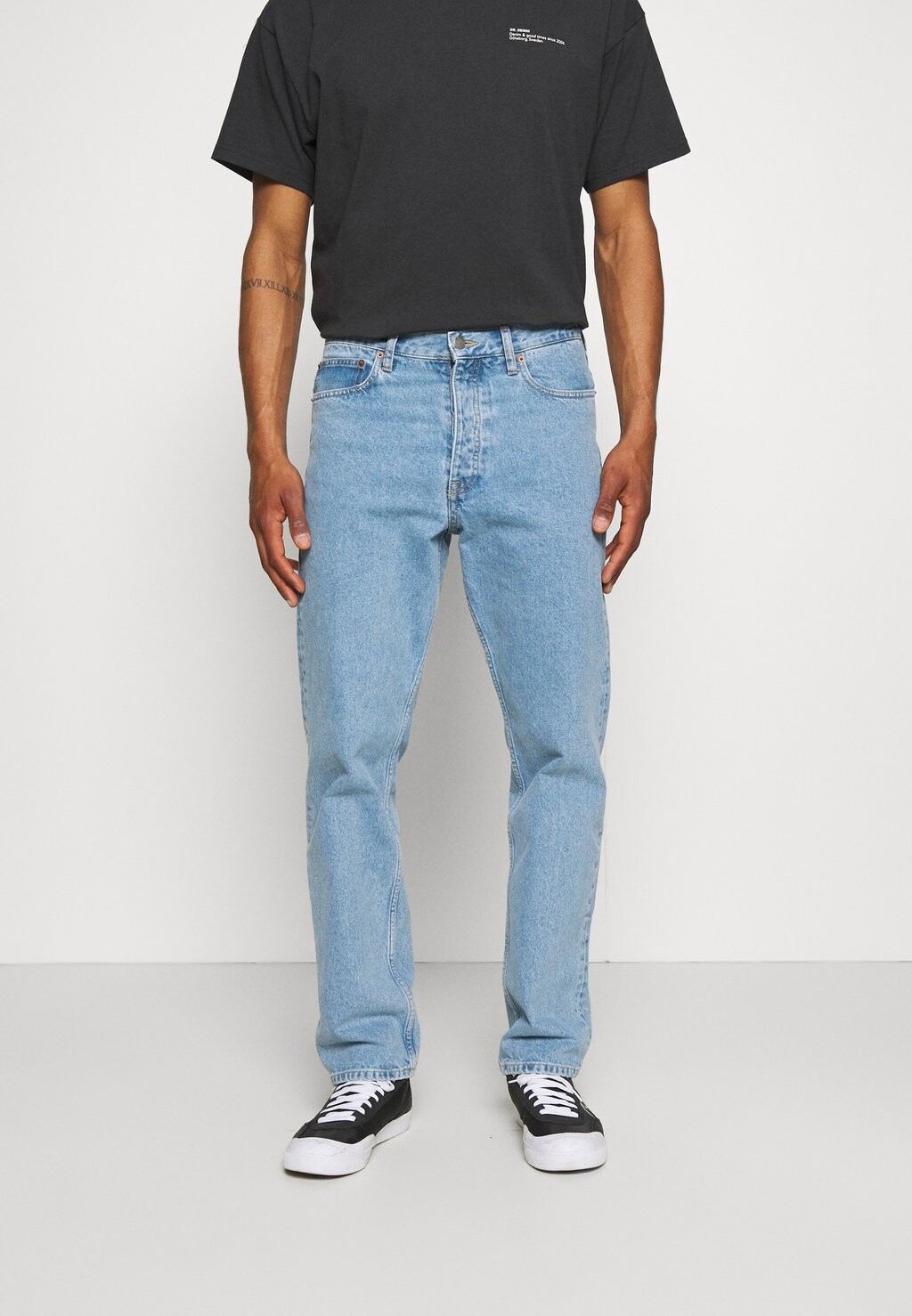 

Джинсы прямого кроя Dr.Denim
