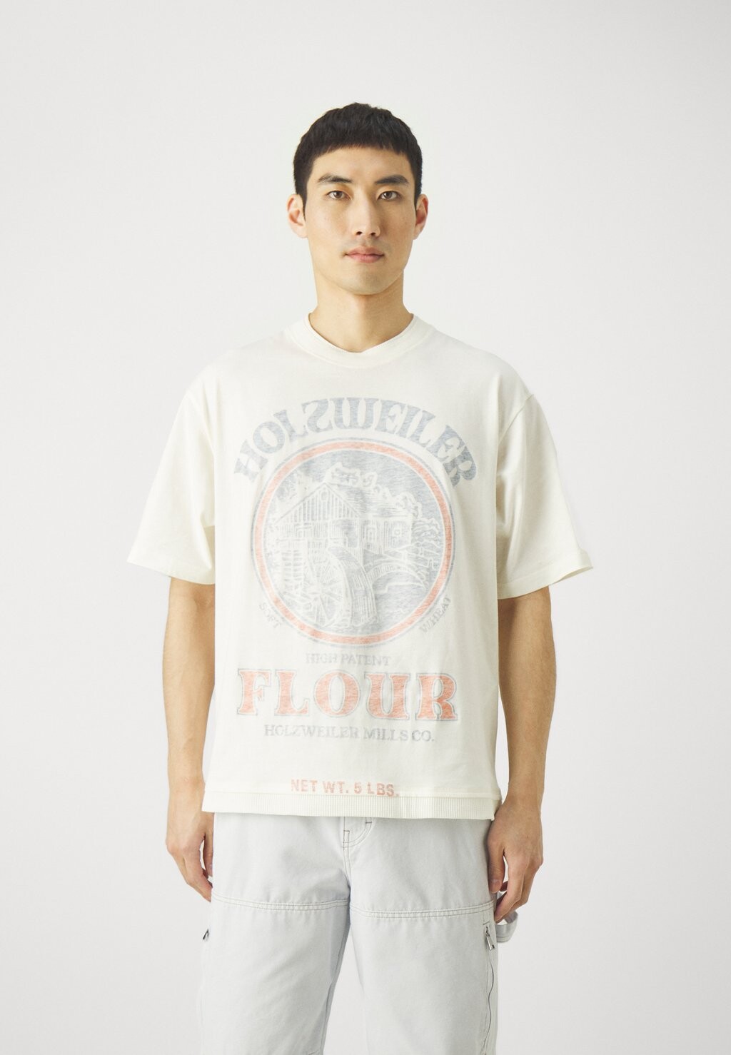 

Футболка с принтом LIFE HERITAGE TEE UNISEX Holzweiler, цвет ecru