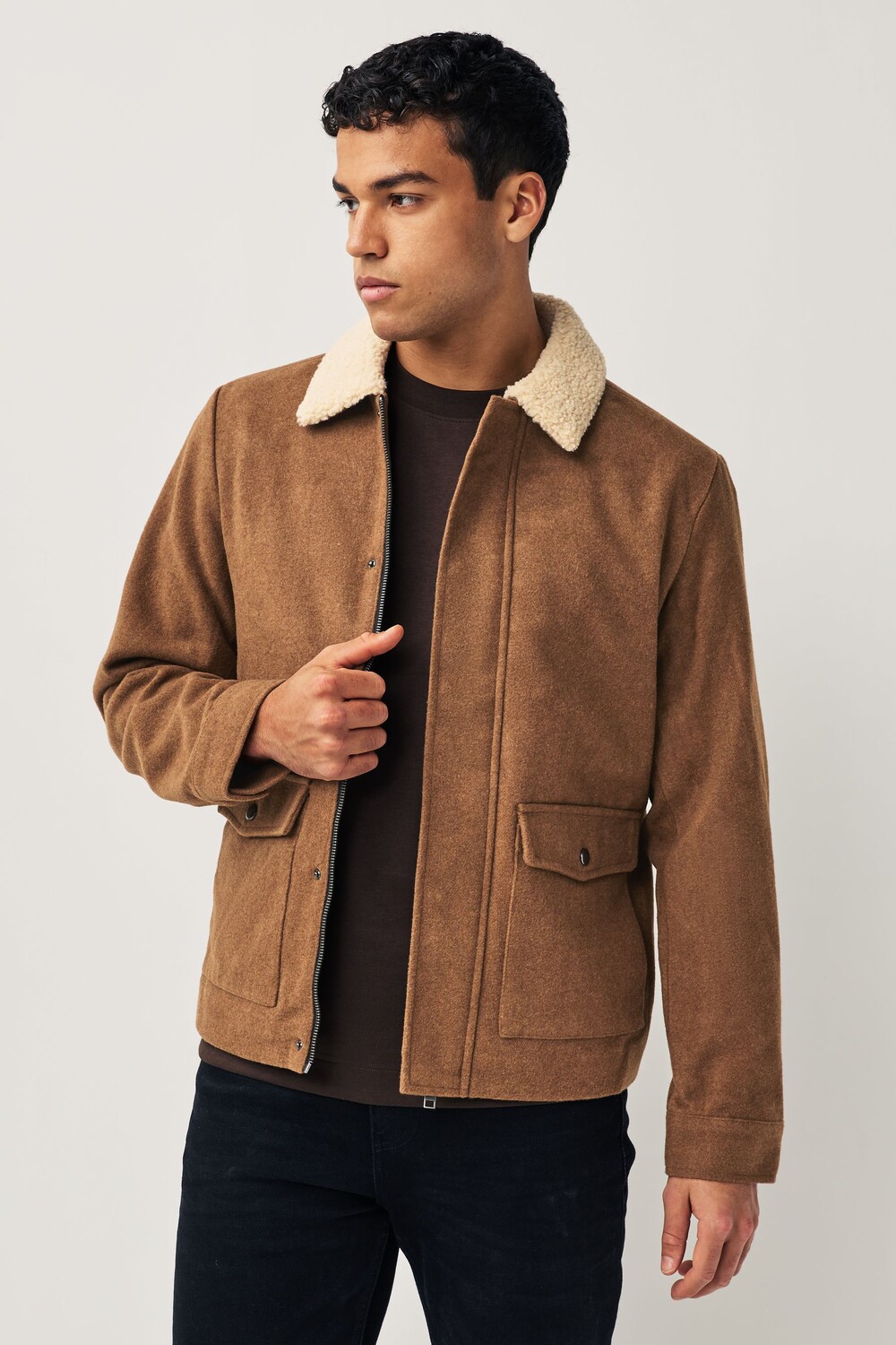 

Шерстяная куртка-дальнобойщик с воротником из искусственной овчины Jack & Jones, коричневый