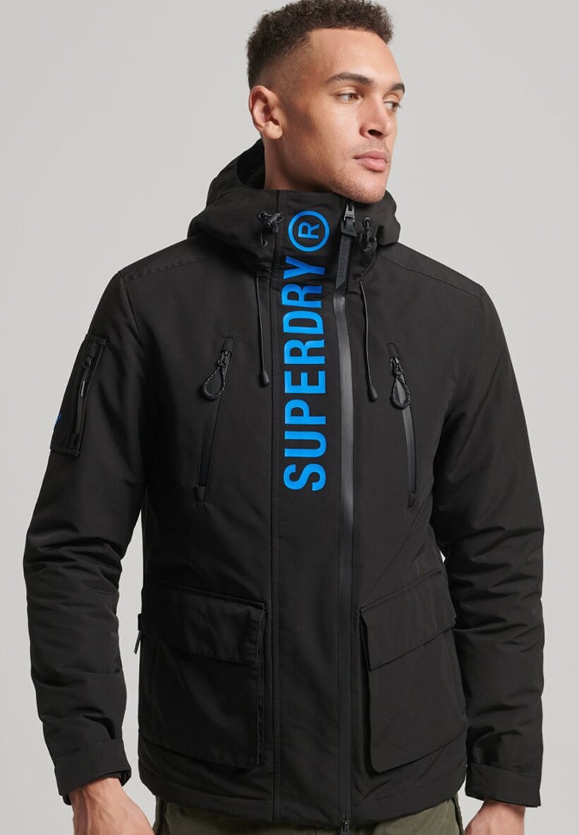

Куртка зимняя Superdry