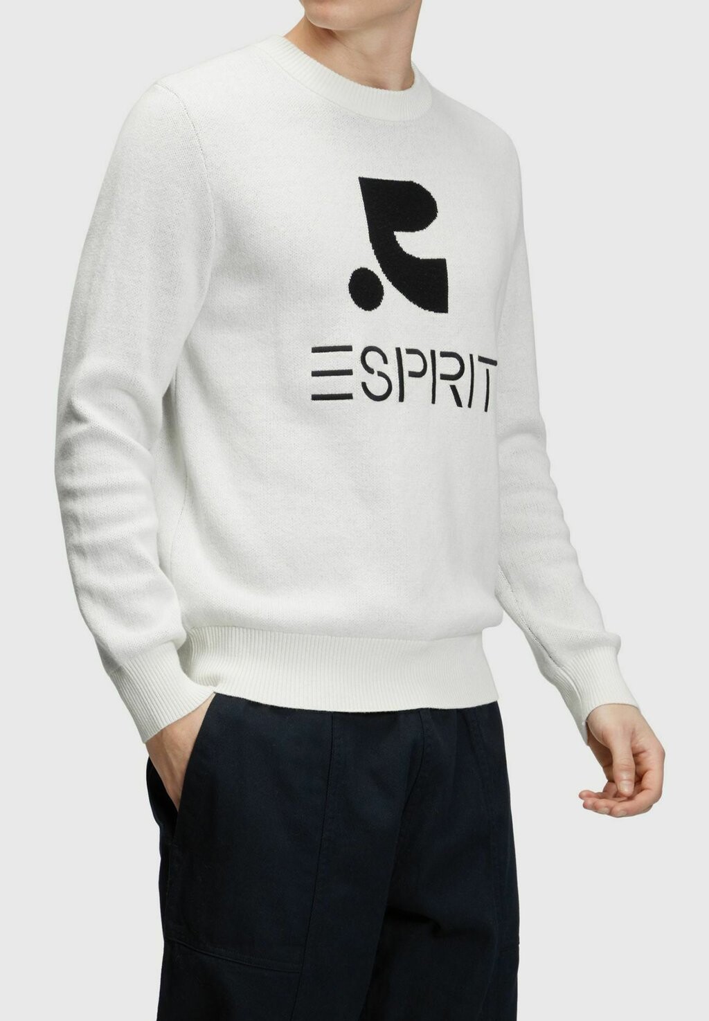 

Свитер Esprit