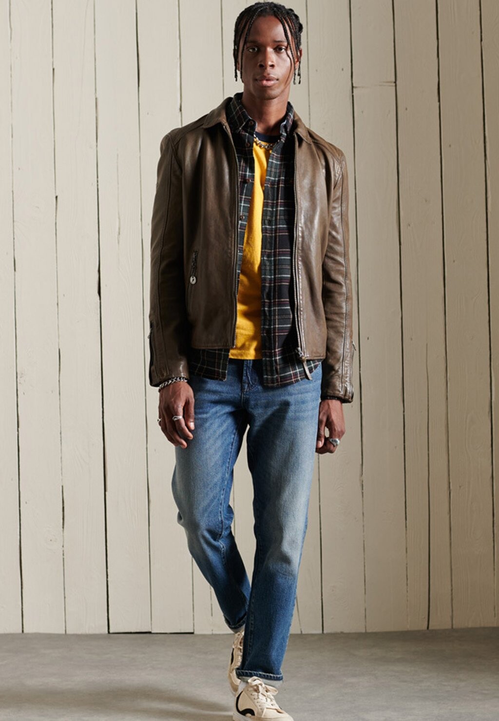 

Джинсы прямого кроя Superdry