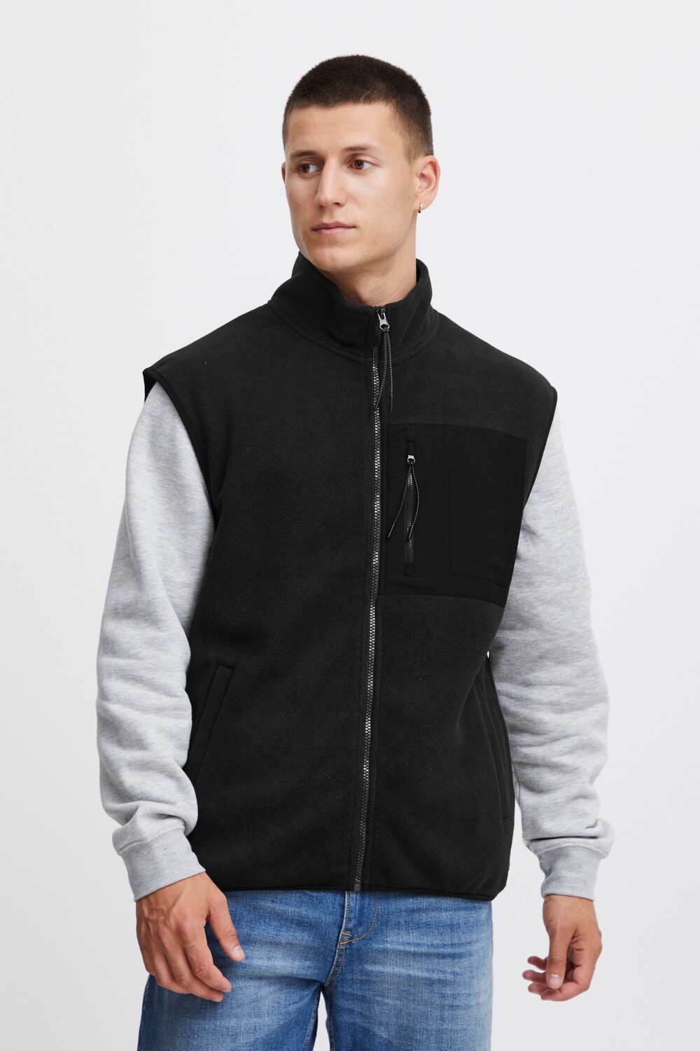 

Утепленный жилет BLEND Kurz BHSweatshirt 20715835, черный