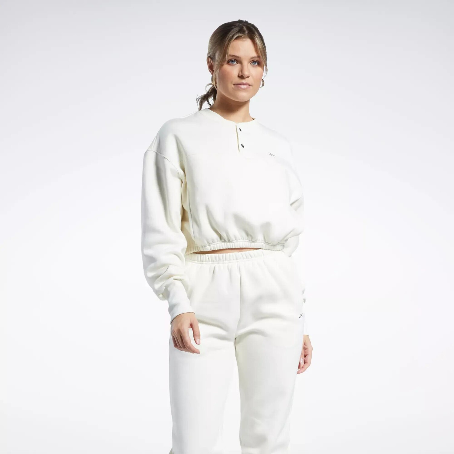 

Классический флисовый свитшот Reebok, белый