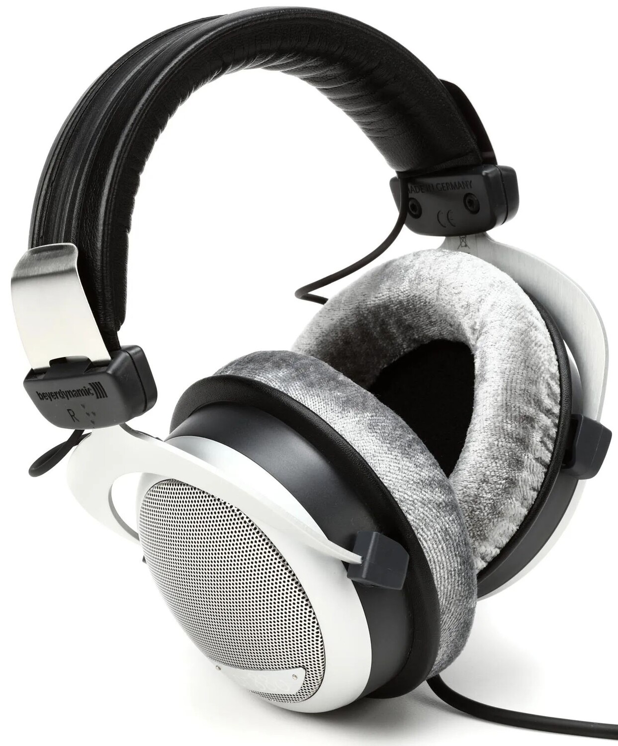 

Полуоткрытые студийные наушники Beyerdynamic DT 880 Premium Edition, 250 Ом