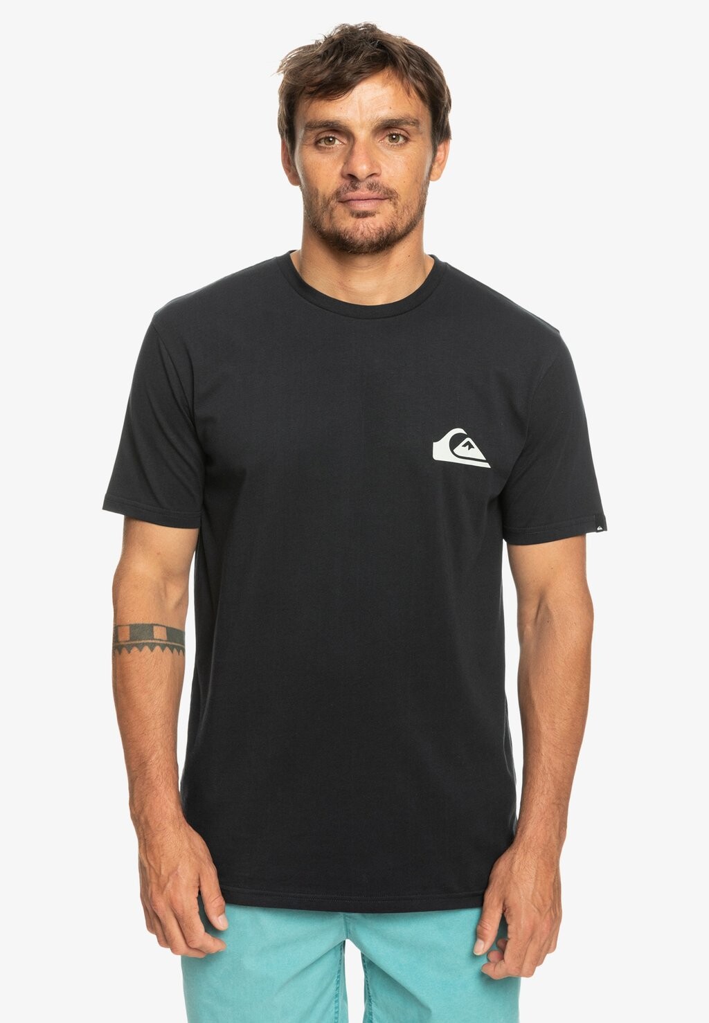

Футболка с принтом Quiksilver, черный