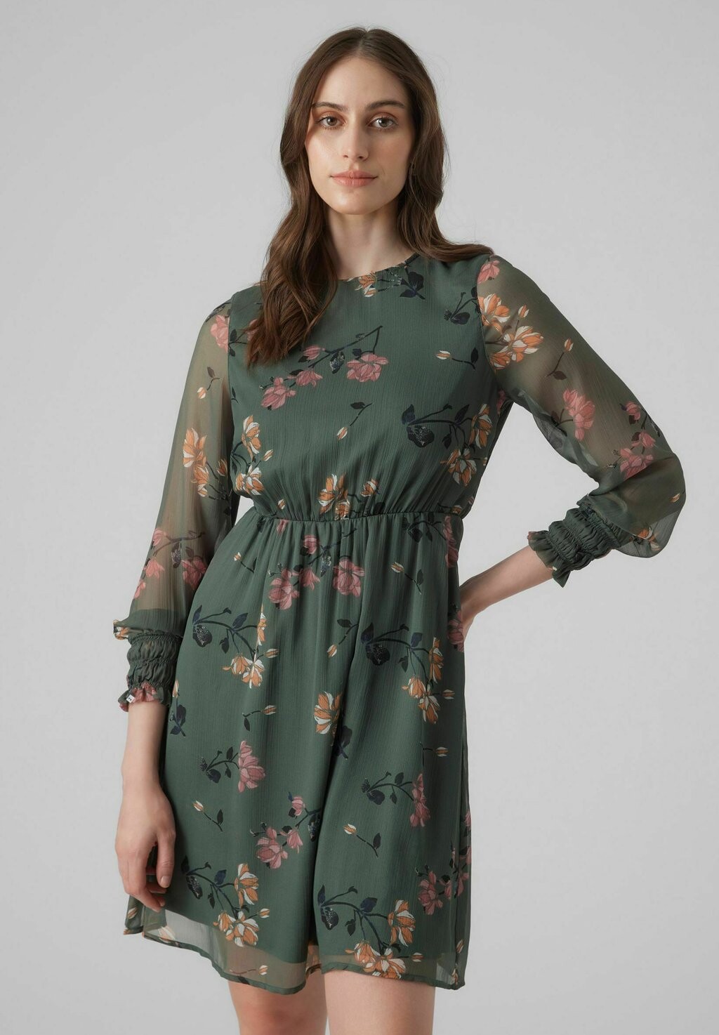 

Летнее платье Vero Moda