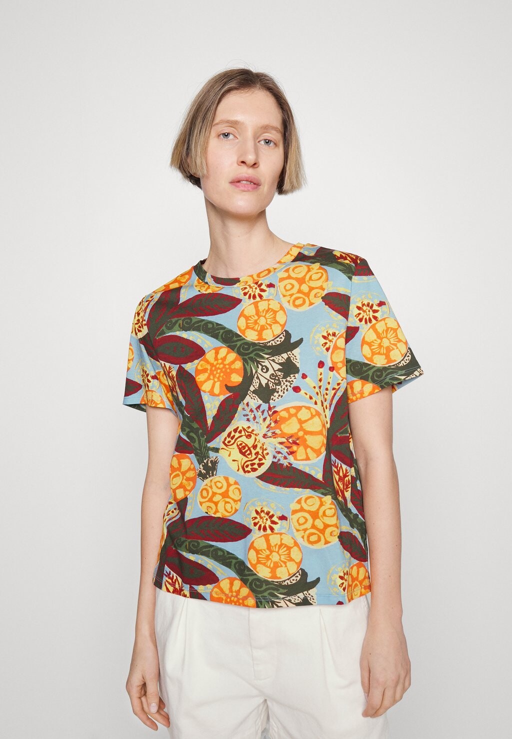 

Футболка с принтом WEEKEND MaxMara