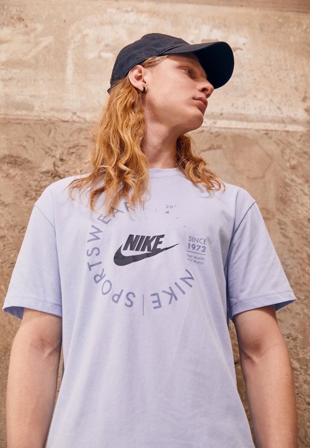 

Футболка с принтом Nike, синий