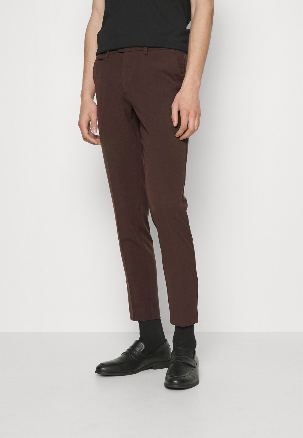 

Брюки Club Pants Lindbergh, цвет deep bordeaux