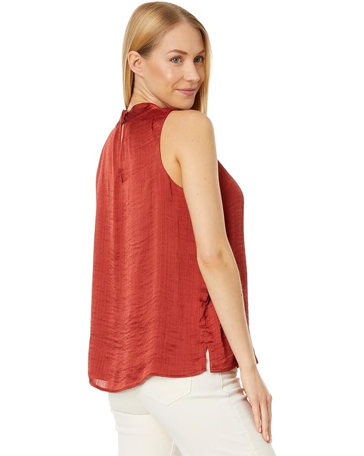 

Блуза Vince Camuto Sleeveless Keyhole Blouse, цвет Chili Oil