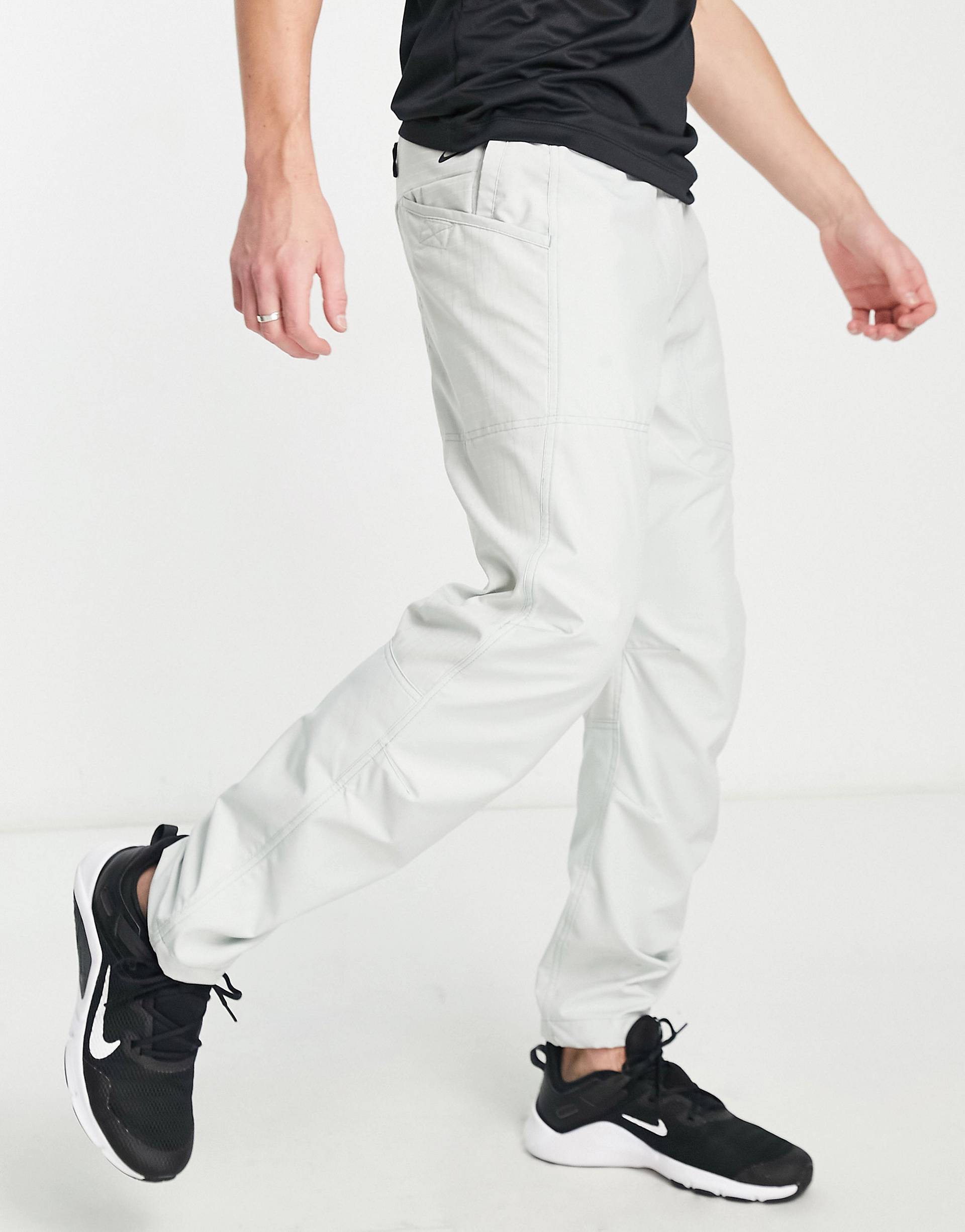 Nike av15 Knit Jogger с фиолетовым оттенком