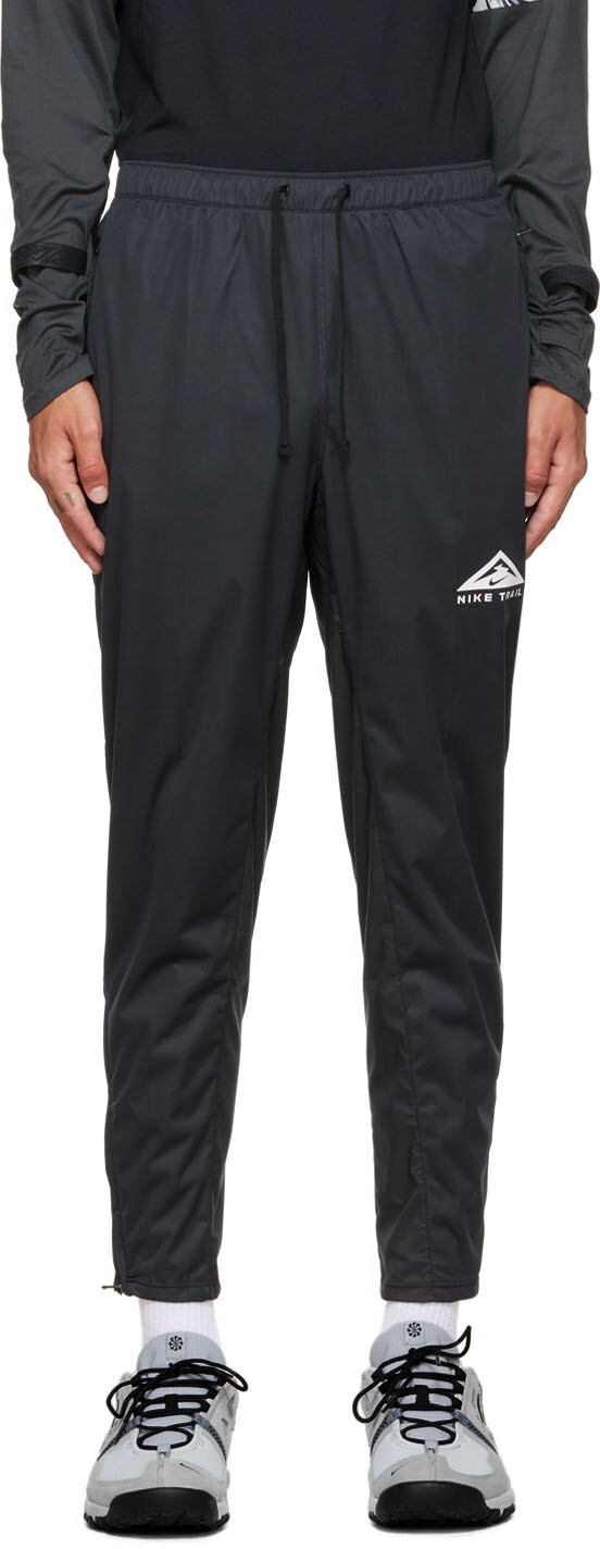 

Черные брюки Phenom Elite Lounge Nike