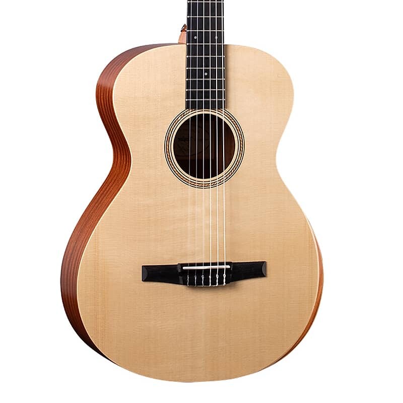 

Taylor A12E-N Серия Academy для левшей - нейлоновые струны акустико-электрические A12ENLH