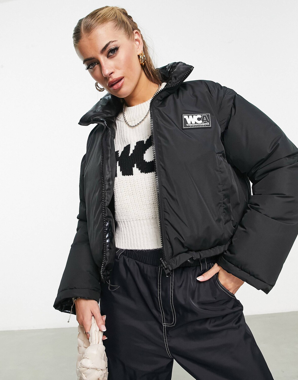 

Черная двусторонняя куртка с рукавами на молнии ASOS Weekend Collective, Черный