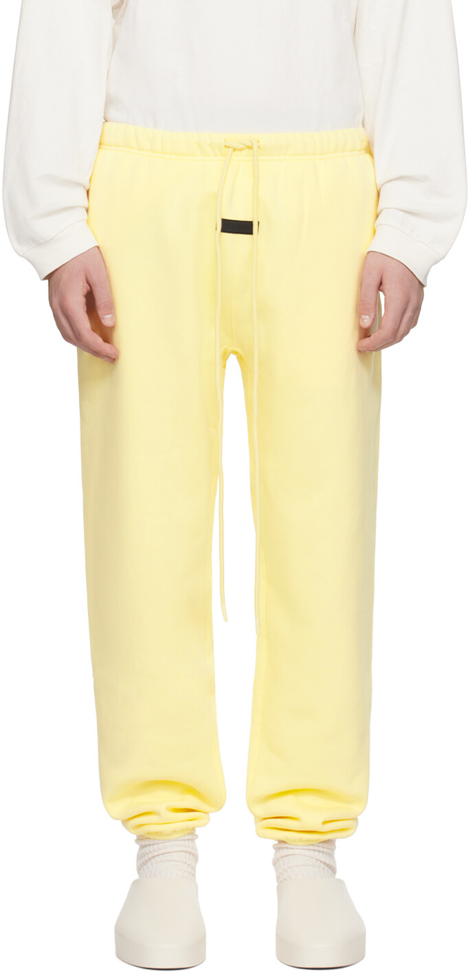 

Желтые спортивные штаны на кулиске Fear Of God Essentials, цвет Garden yellow