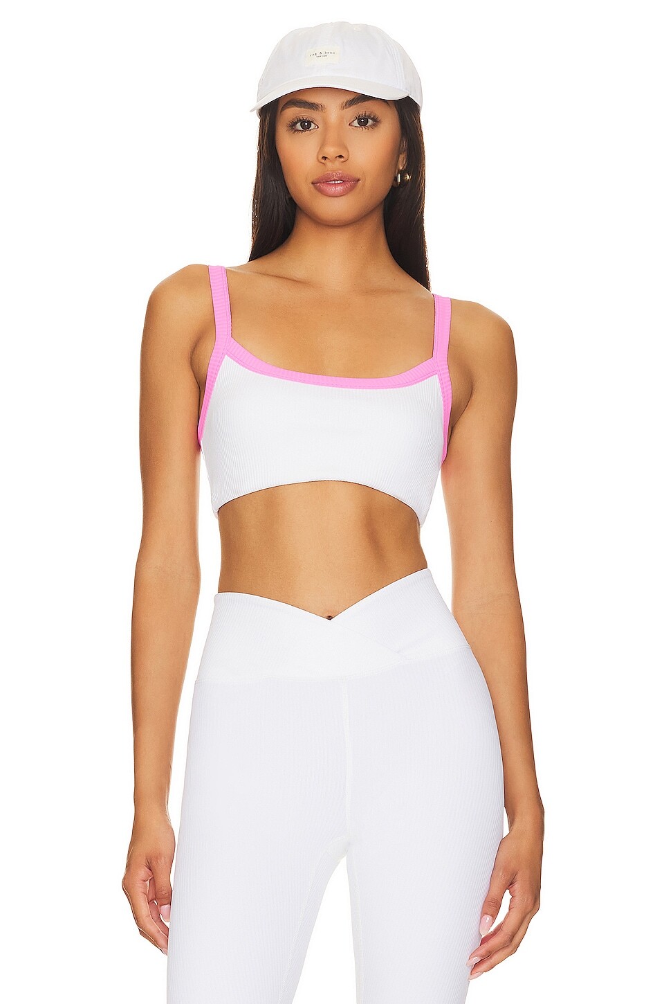

Бюстгальтер YEAR OF OURS Ribbed Sports, цвет Pink & White