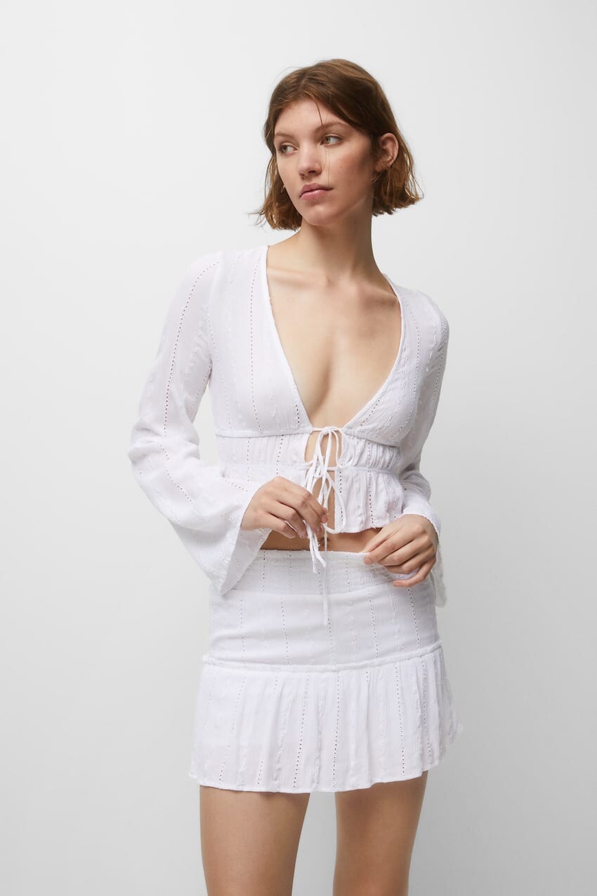 

Белая юбка с рюшами Pull&Bear, белый