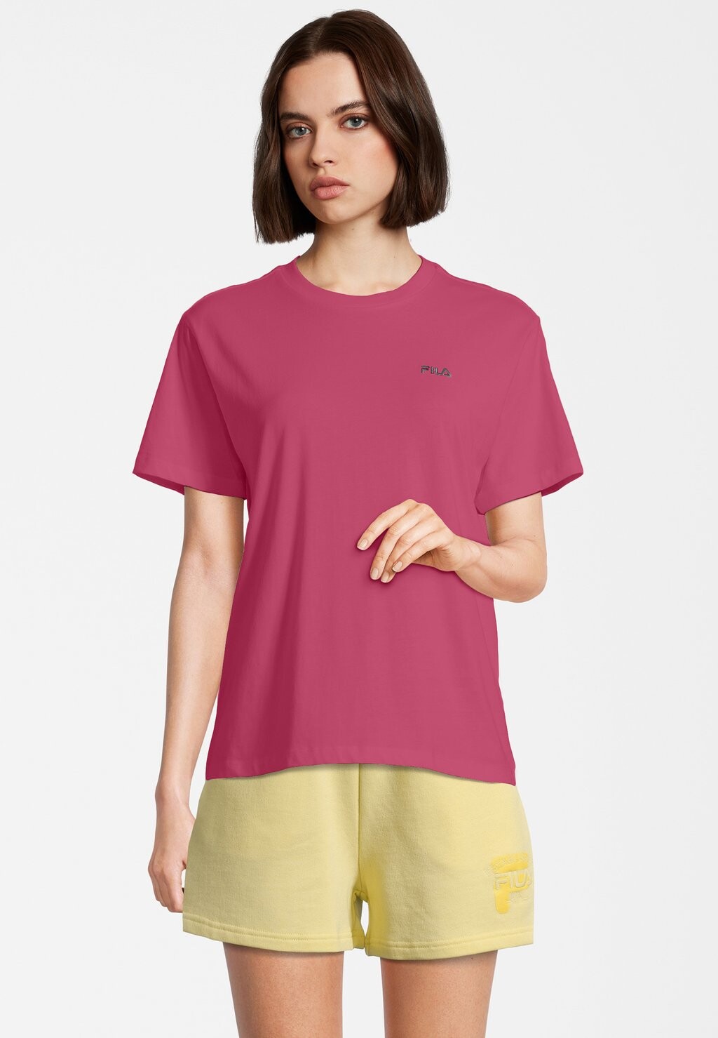 

Базовая футболка Fila