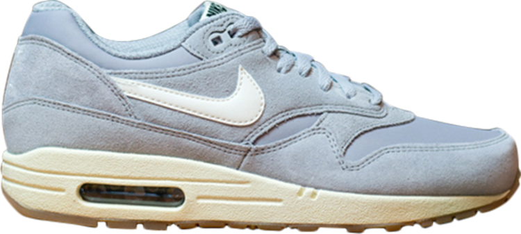 Лимитированные кроссовки Nike Air Max 1 Essential 'Matte Silver', серебряный - фото