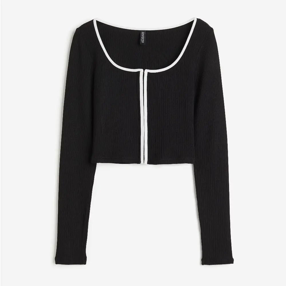 

Лонгслив H&M Short, черный