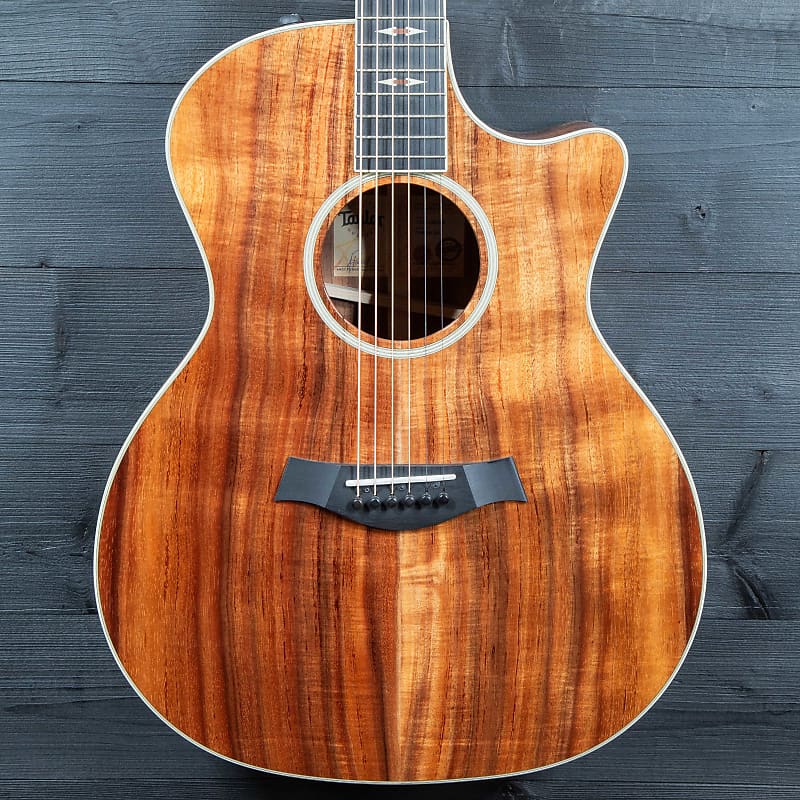 Акустическая гитара Taylor Custom GA Hand-Selected Hawaiian Koa w/ ES2 Electronics