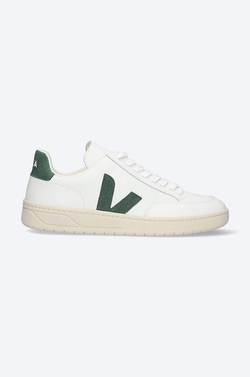 

Кожаные кроссовки Veja Leather V-12, белый