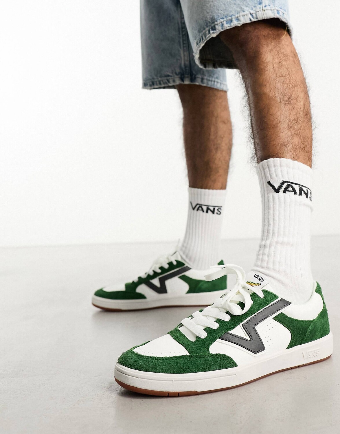 

Кроссовки Vans Lowland, зеленый, белый