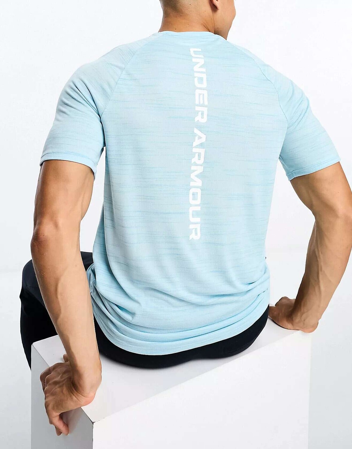 

Синяя футболка Under Armour Evolved Core Tech 2.0, Синий