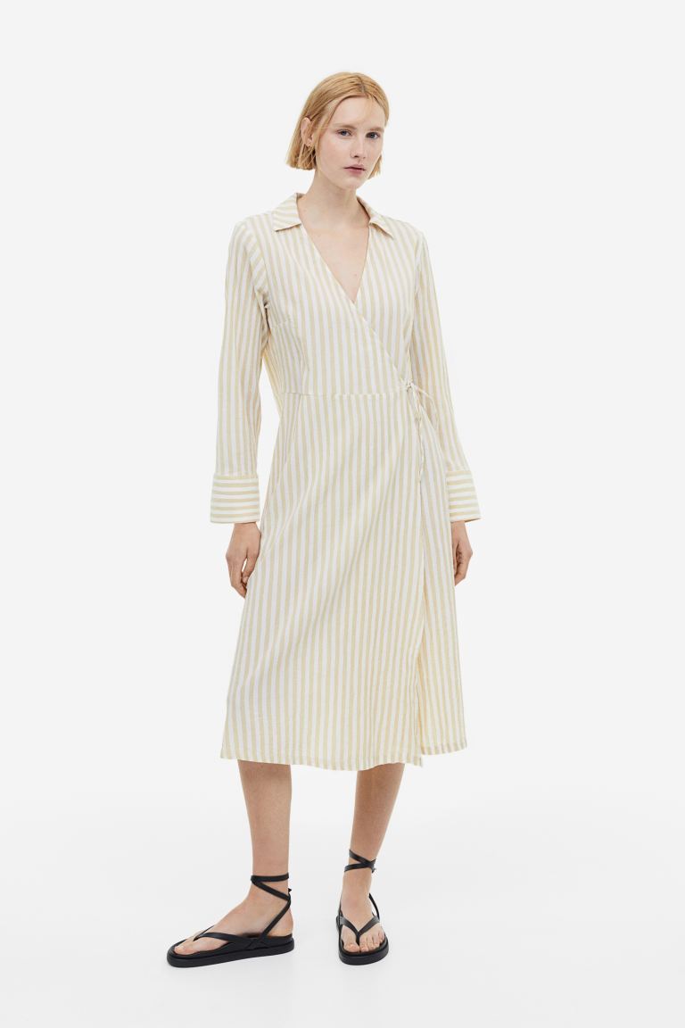 Платье-рубашка с запахом H&M, бежевый/полосатый платье рубашка с запахом h