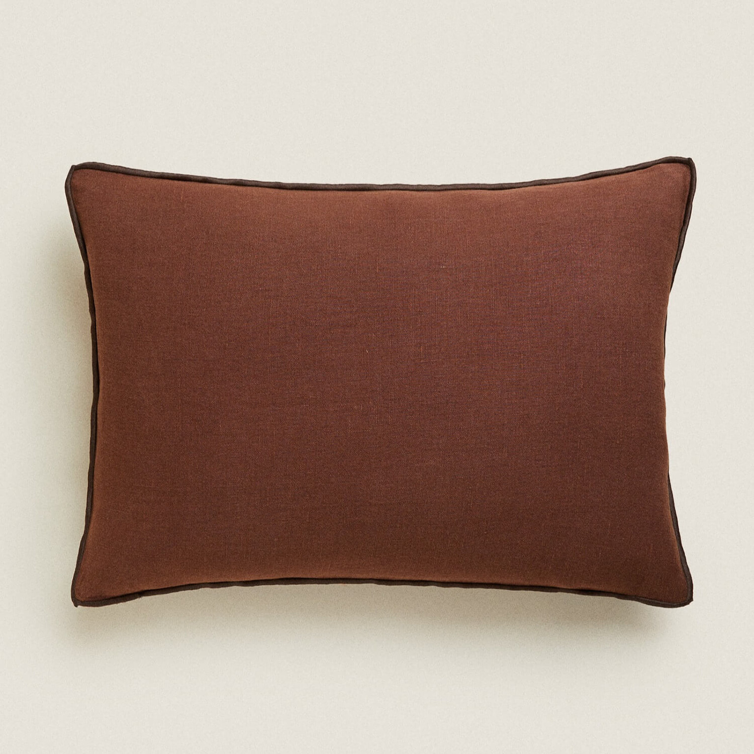 

Чехол для подушки Zara Home With Overlock, бордовый