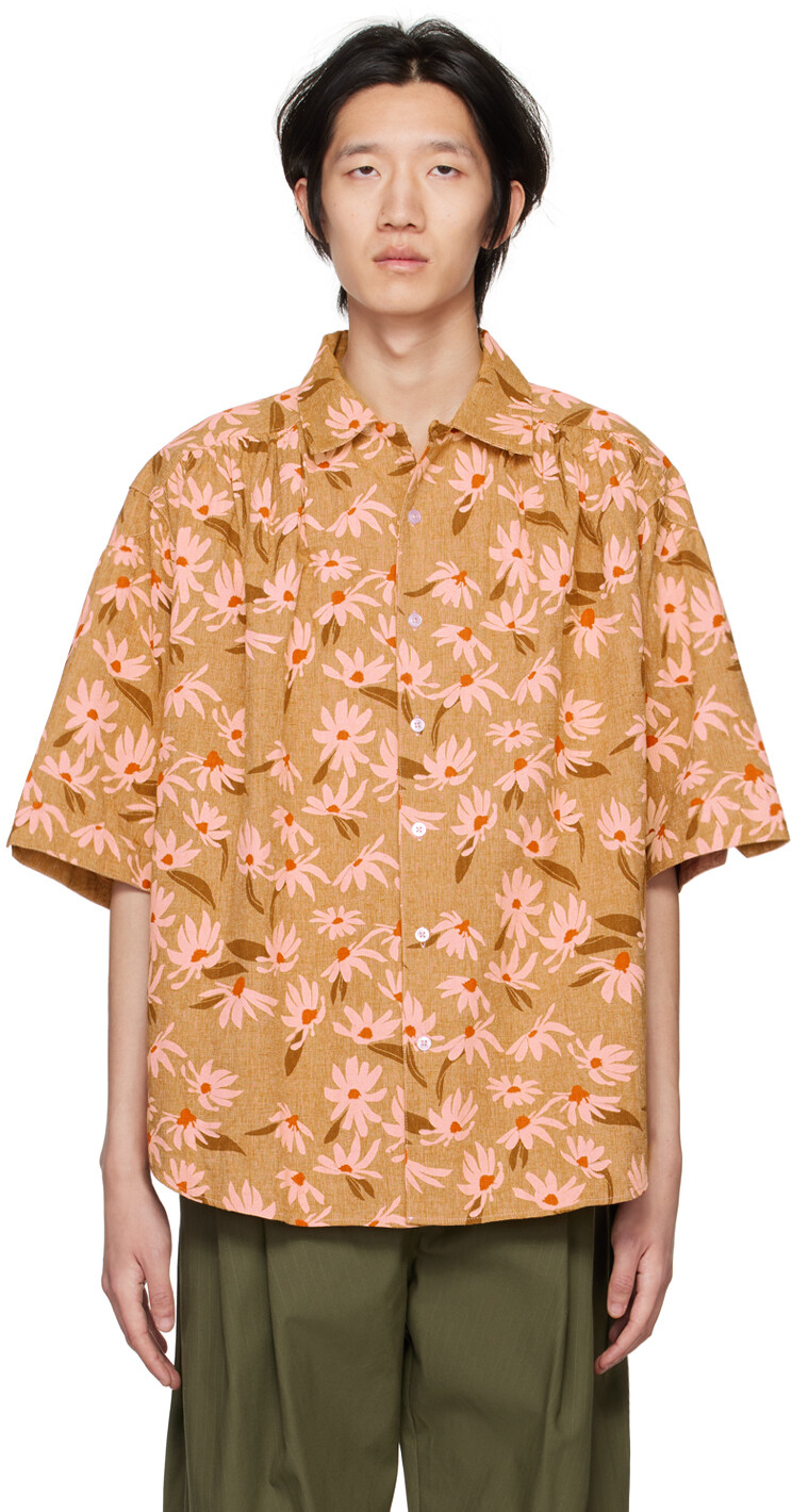 

Оранжевая рубашка художника AïE