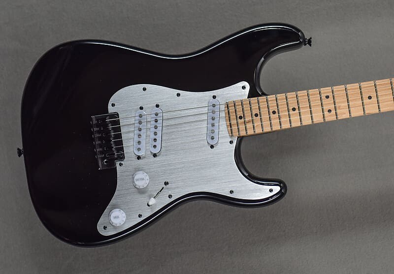 

Contemporary Stratocaster Special - черный Squier Contemporary Stratocaster - Black