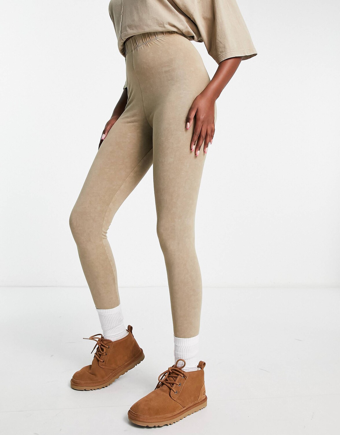 

Леггинсы с эффектом потертости ASOS DESIGN