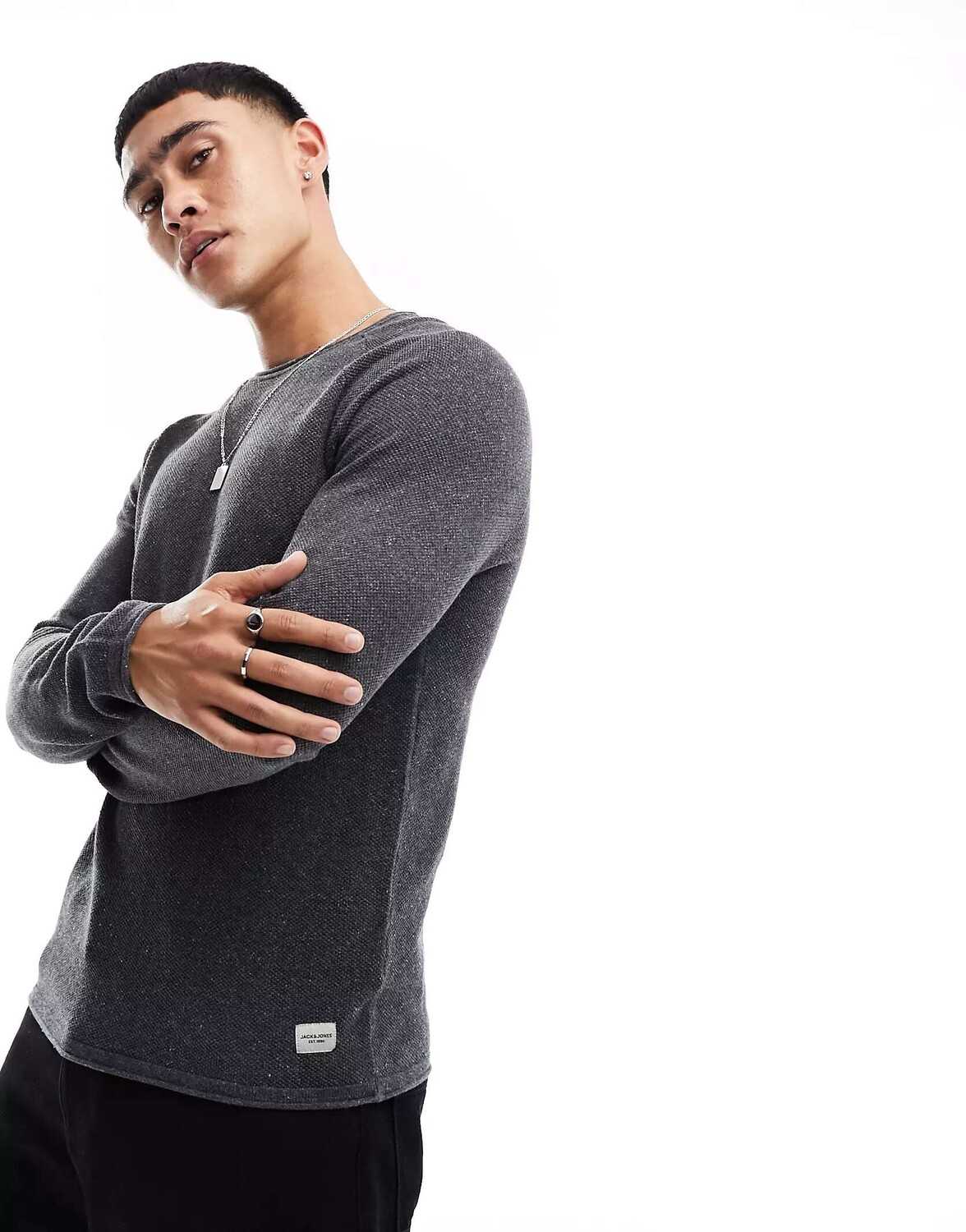 

Серый джемпер с круглым вырезом Jack & Jones Essentials