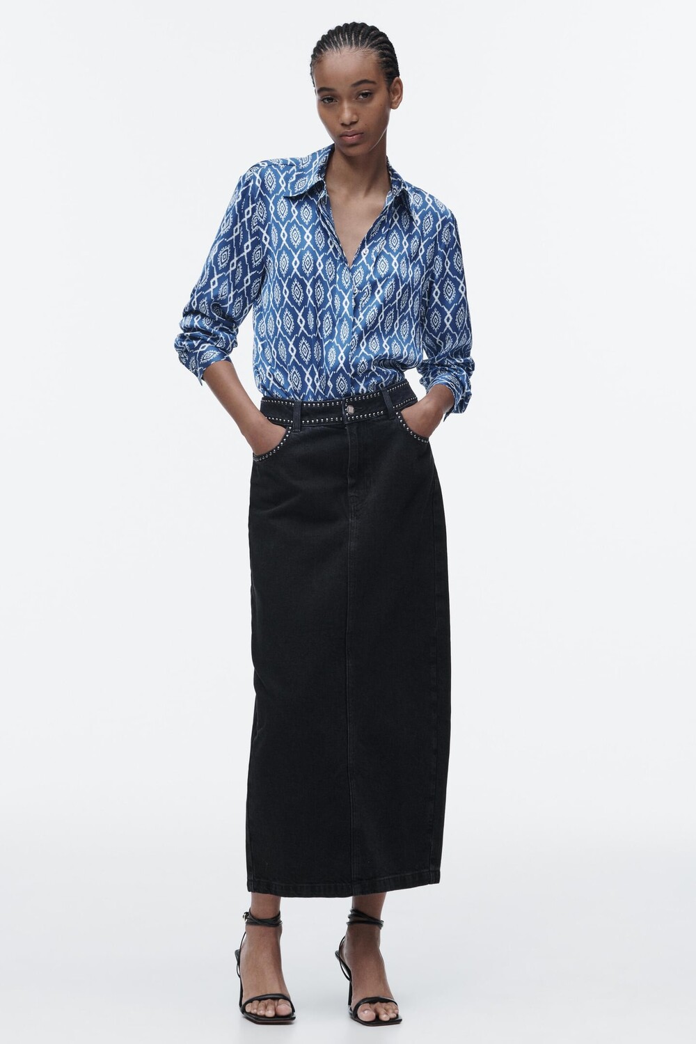 

Атласная рубашка с принтом ZARA, синий/белый