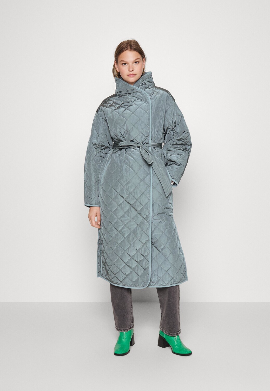 

Пальто классическое Soaked In Luxury, sedona sage
