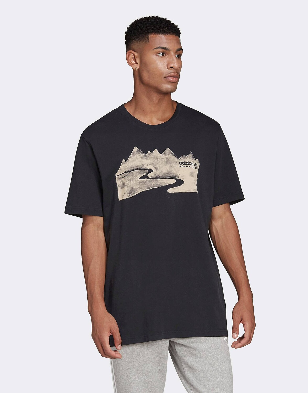 Черная футболка adidas Originals Adventure с горным принтом – заказать ...