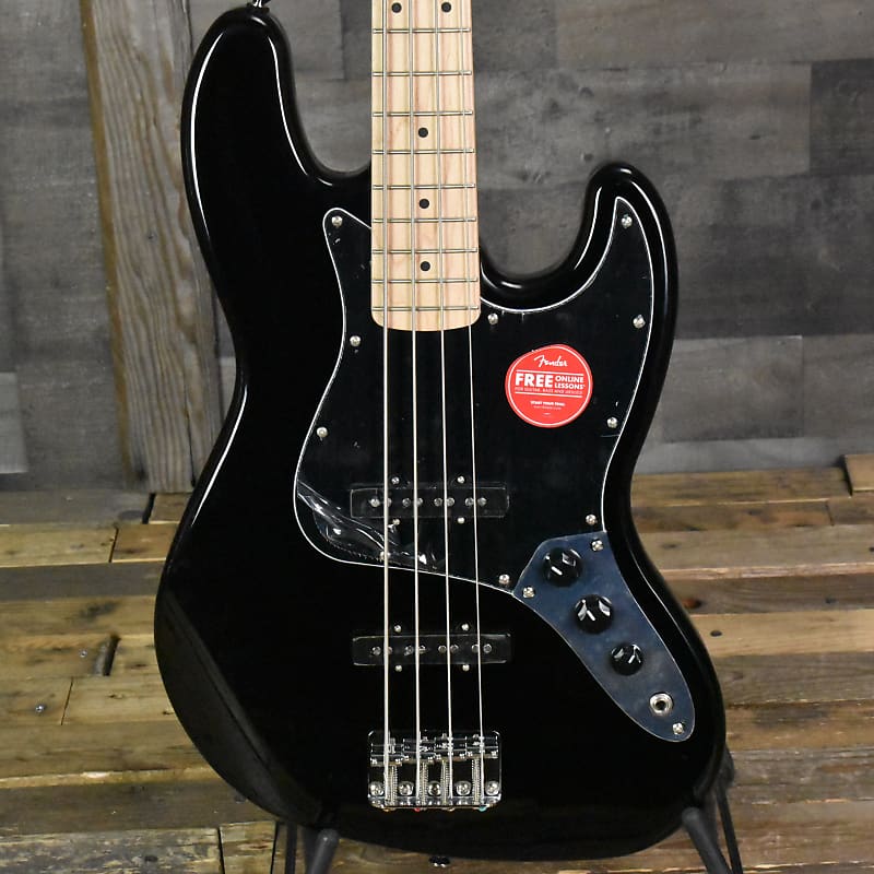 

Squier Affinity Jazz Bass Кленовый гриф, черная накладка, черный Affinity Jazz Bass MN