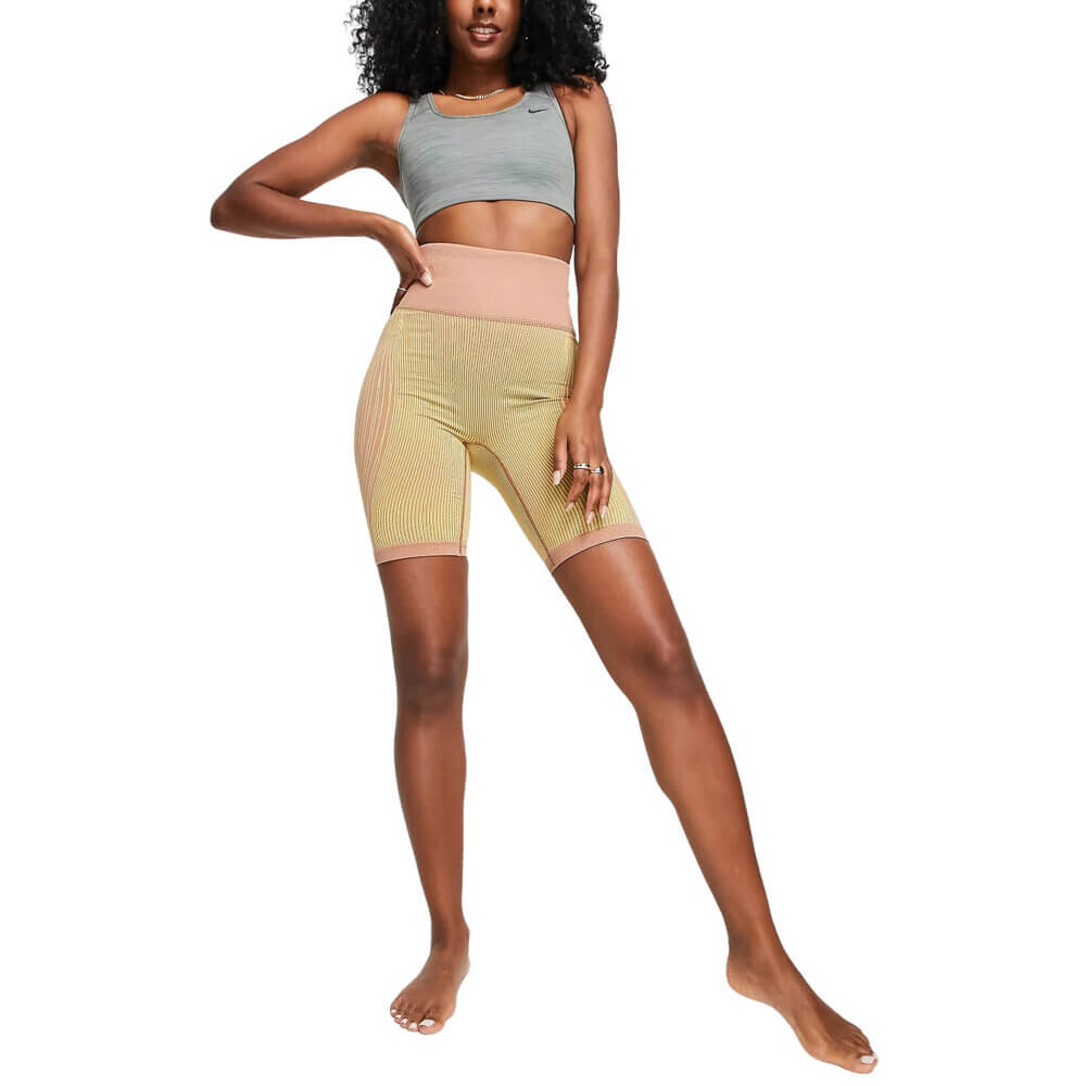 

Шорты Nike Yoga ADV Dri-FIT High Rise Booty, розовый