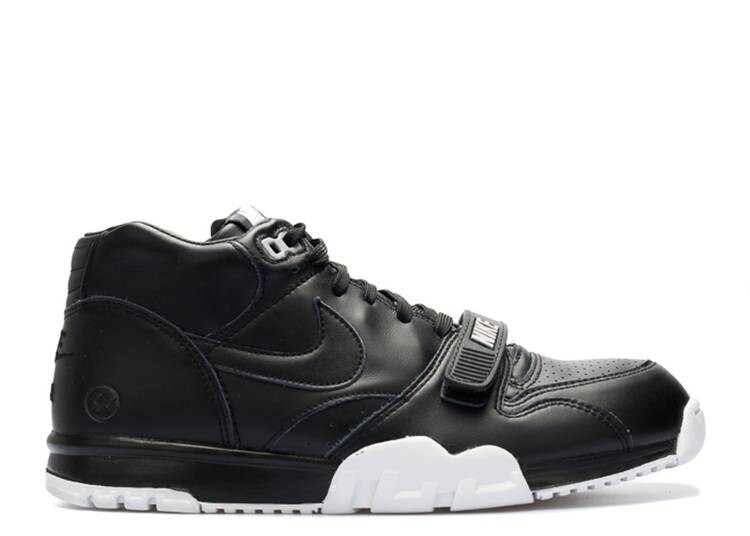

Кроссовки Nike FRAGMENT DESIGN X AIR TRAINER 1 MID SP 'BLACK', черный