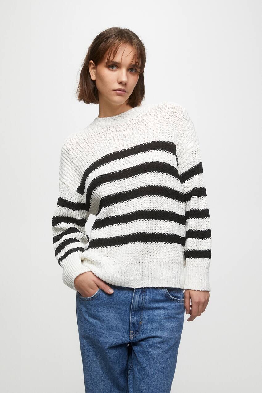

Полосатый свитер изнаночной вязки Pull&Bear, экрю