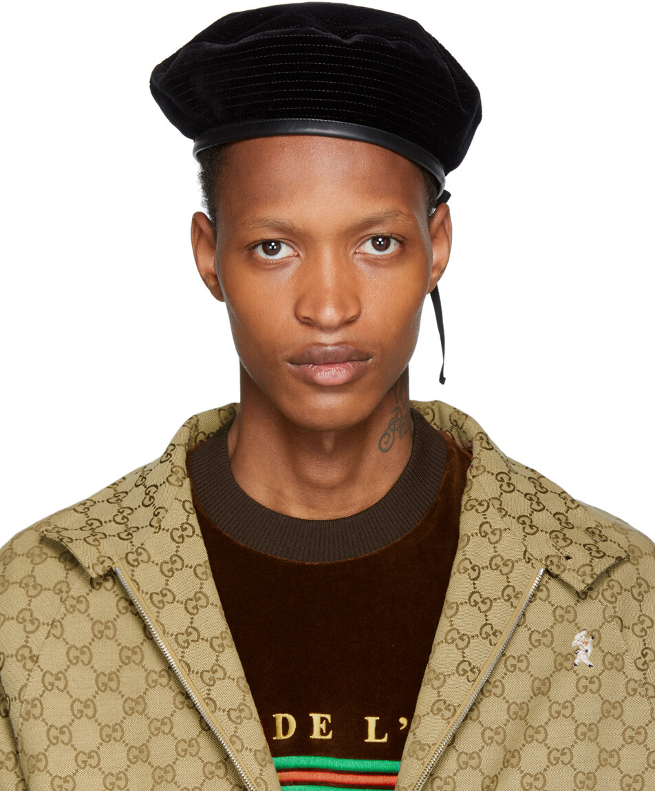 

Черный бархатный берет Gucci