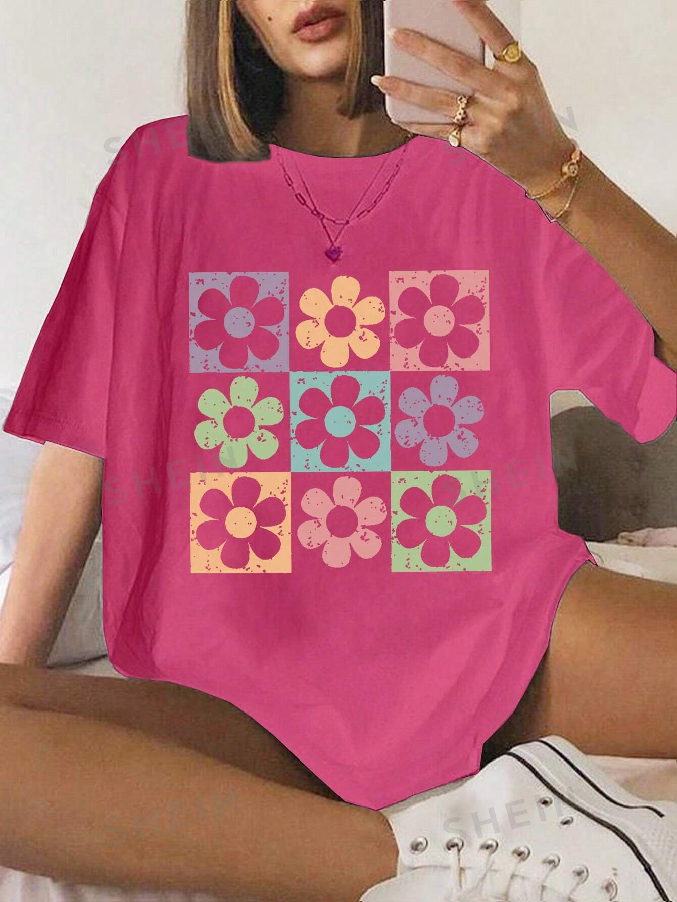Повседневная футболка с коротким рукавом с цветочным принтом, розовый